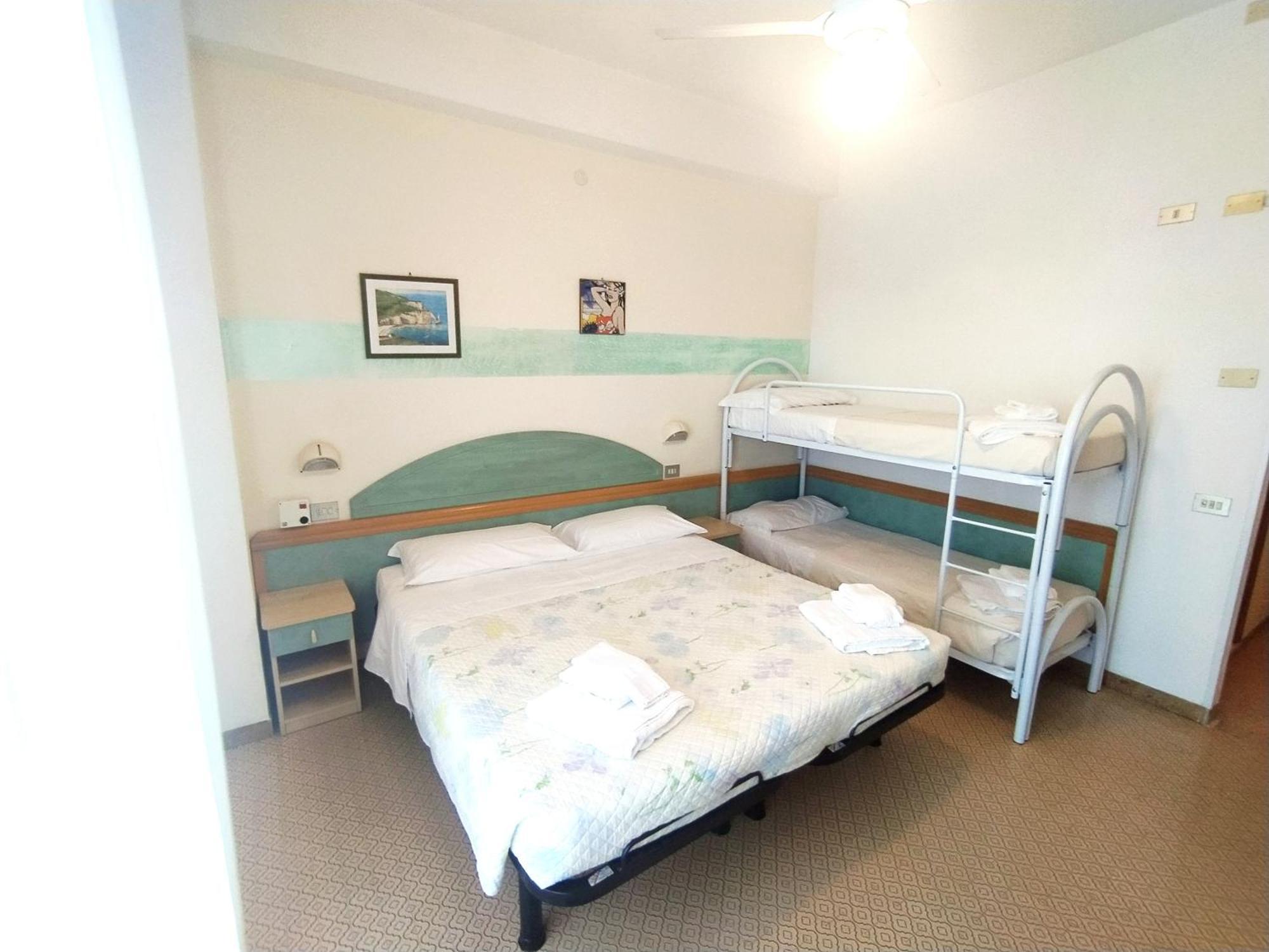 Hotel Milord Cesenatico Extérieur photo