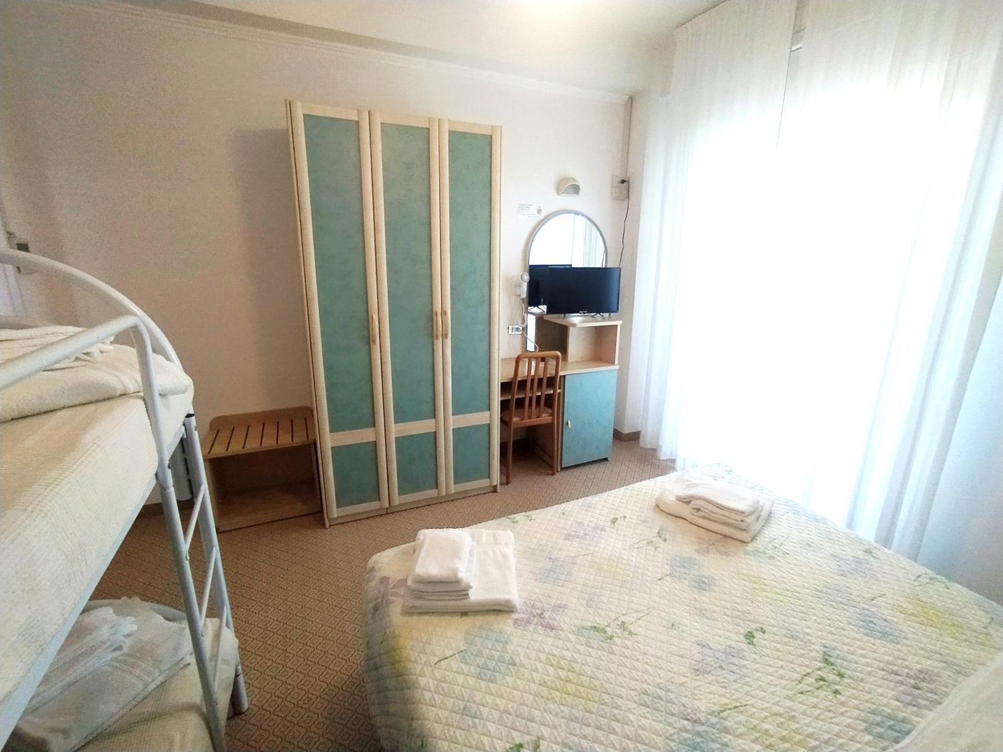 Hotel Milord Cesenatico Extérieur photo