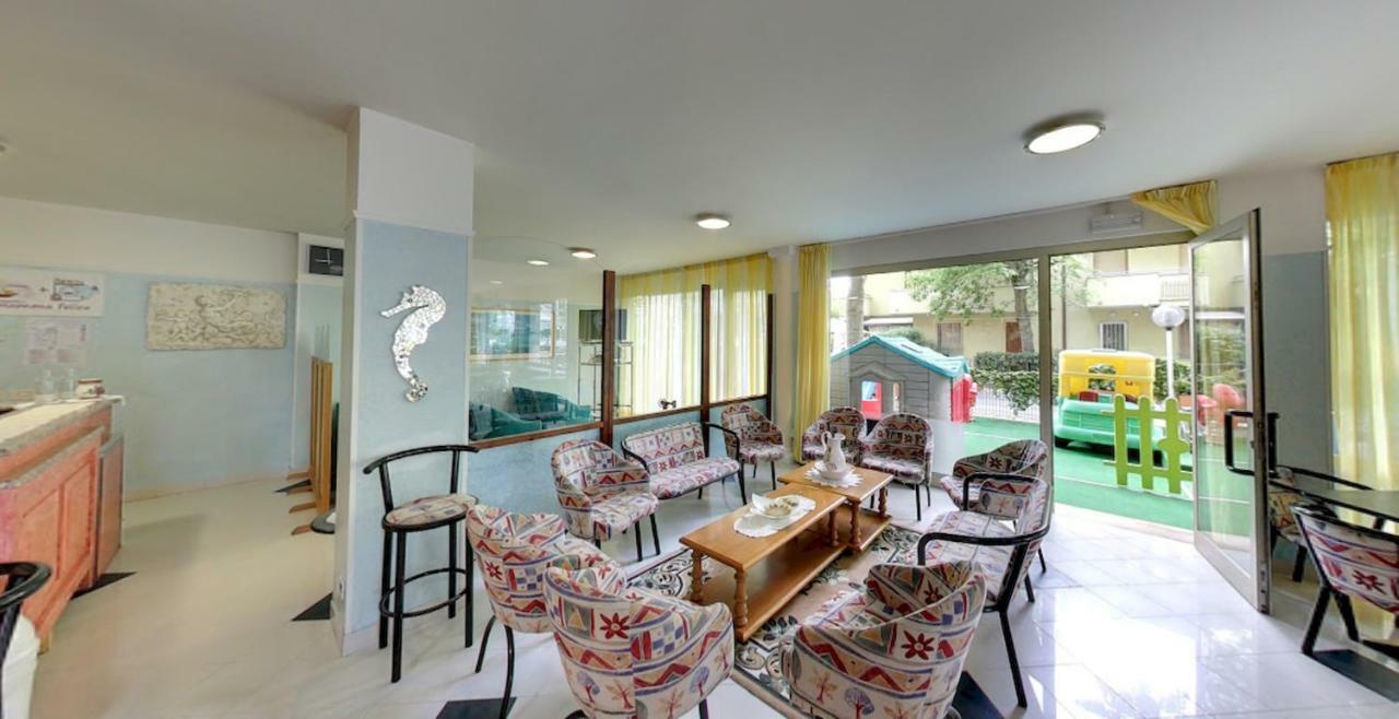 Hotel Milord Cesenatico Extérieur photo